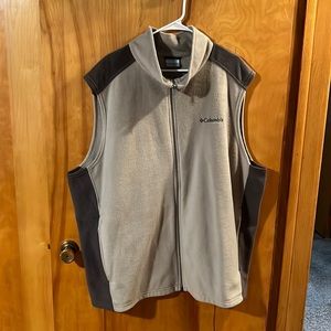 Men’s Full Zip Fleece VEST